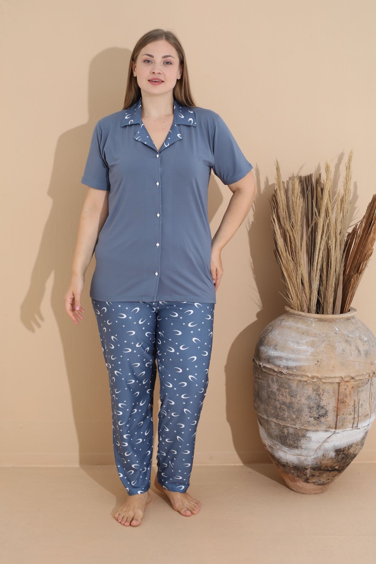 Kadın Battal Milan Kumaş Kısa Kol Gömlek Yaka Büyük Beden Pijama Takımı