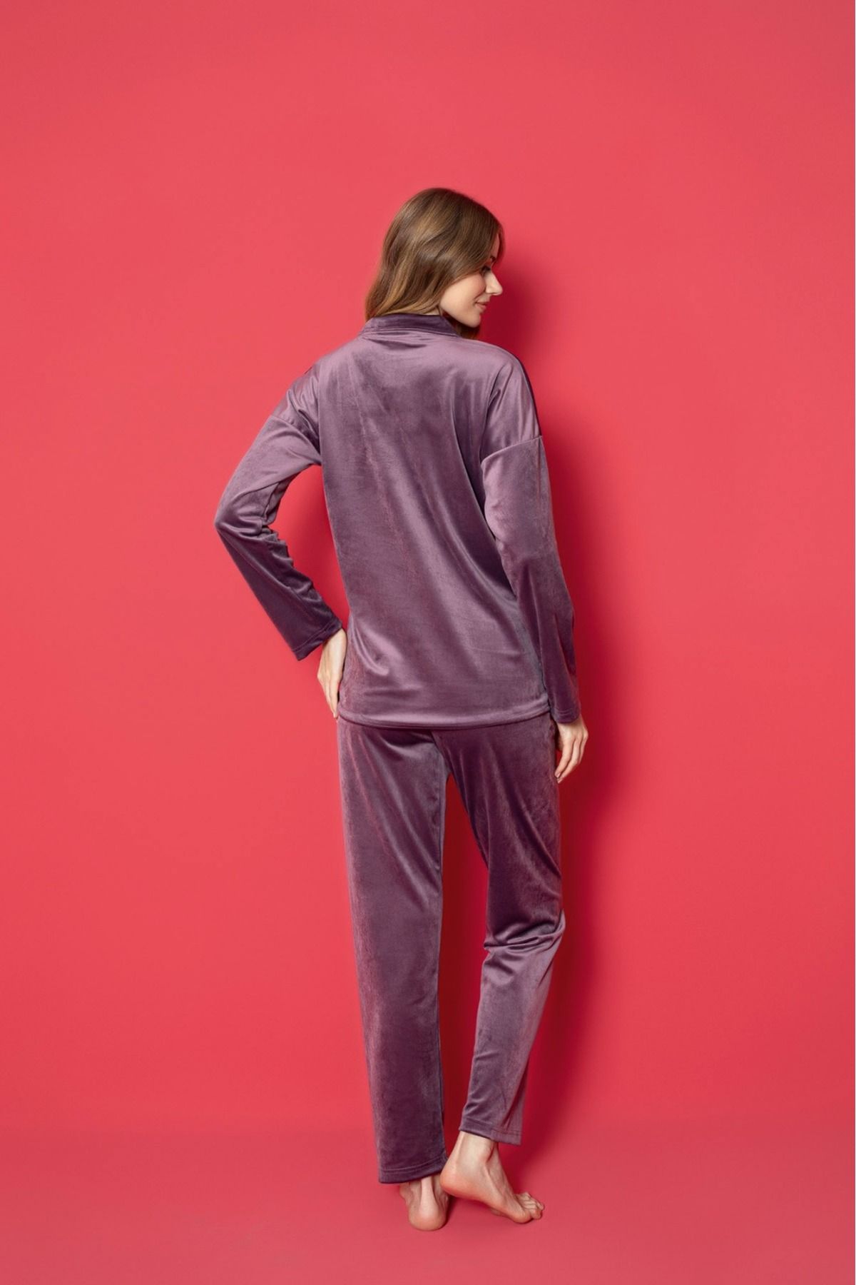 Kadın Kadife Önden Düğmeli Pijama Takımı YENİ SEZON