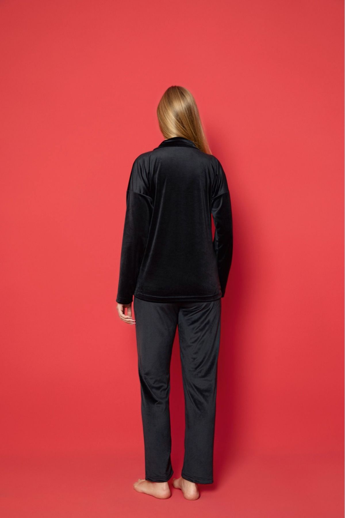 Kadın Kadife Önden Düğmeli Pijama Takımı YENİ SEZON