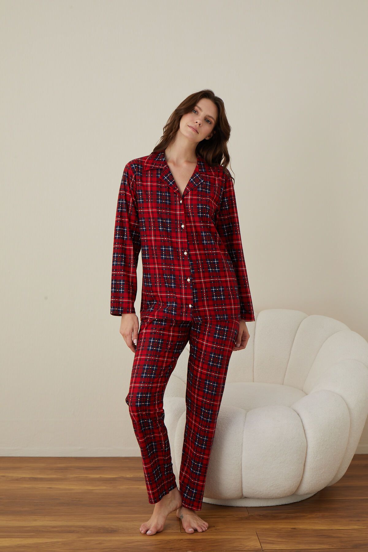 Kadın Önden Düğmeli Gömlek Yaka Leopar Suet Kumaş Pijama Takımı