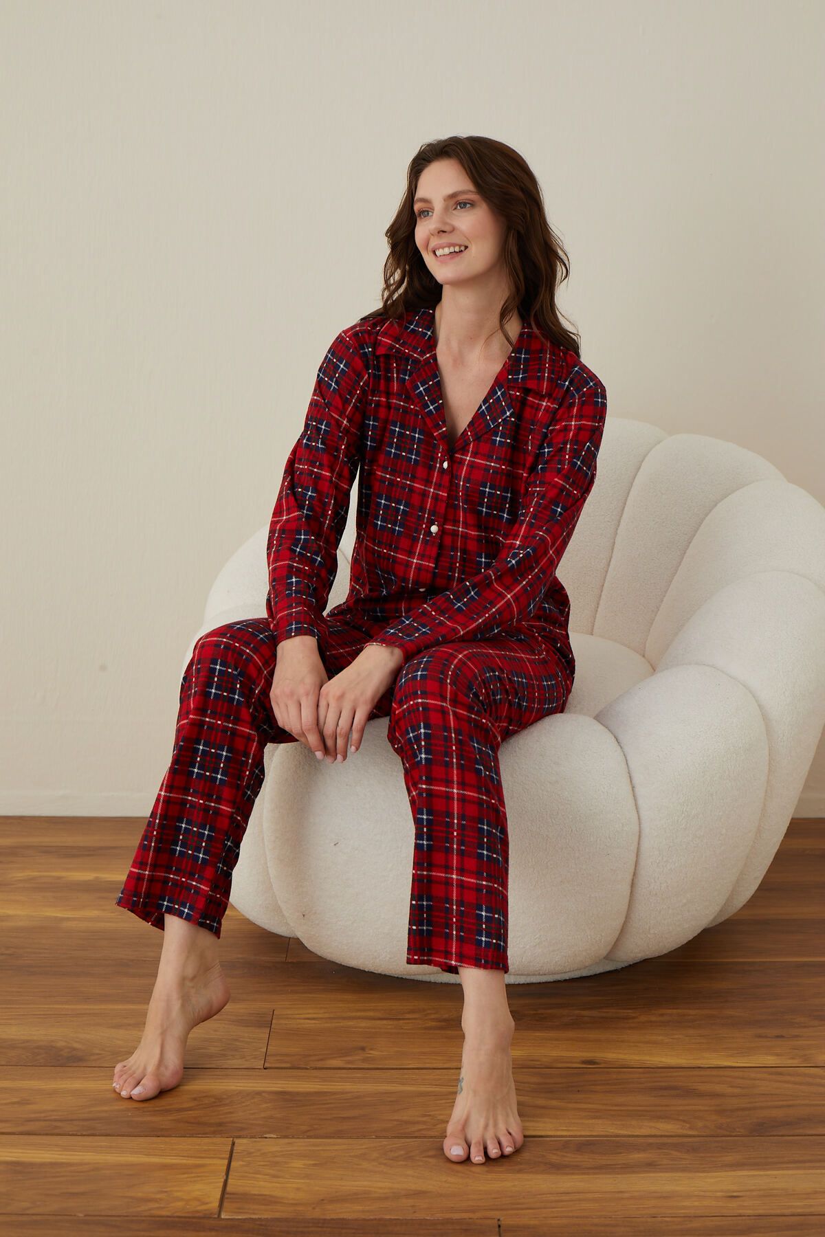 Kadın Önden Düğmeli Gömlek Yaka Leopar Suet Kumaş Pijama Takımı