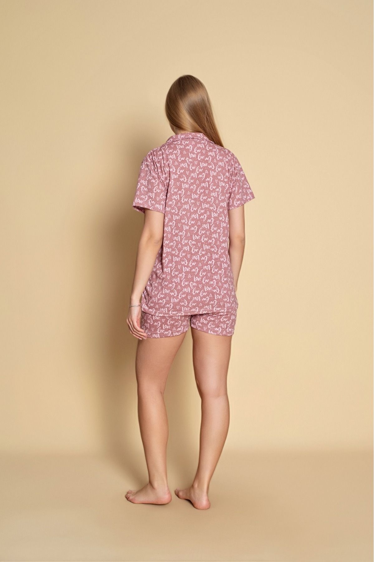 Kadın Önden Düğmeli Şortlu Yazlık Pijama Takımı