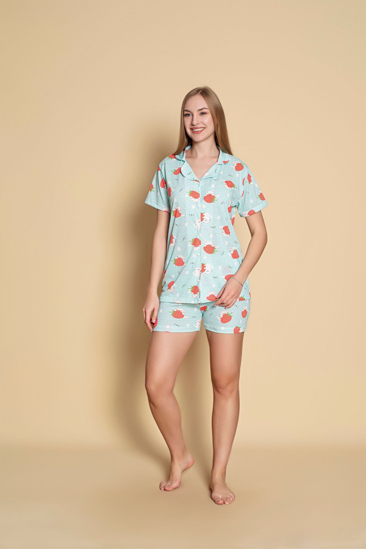 Kadın Önden Düğmeli Şortlu Yazlık Pijama Takımı