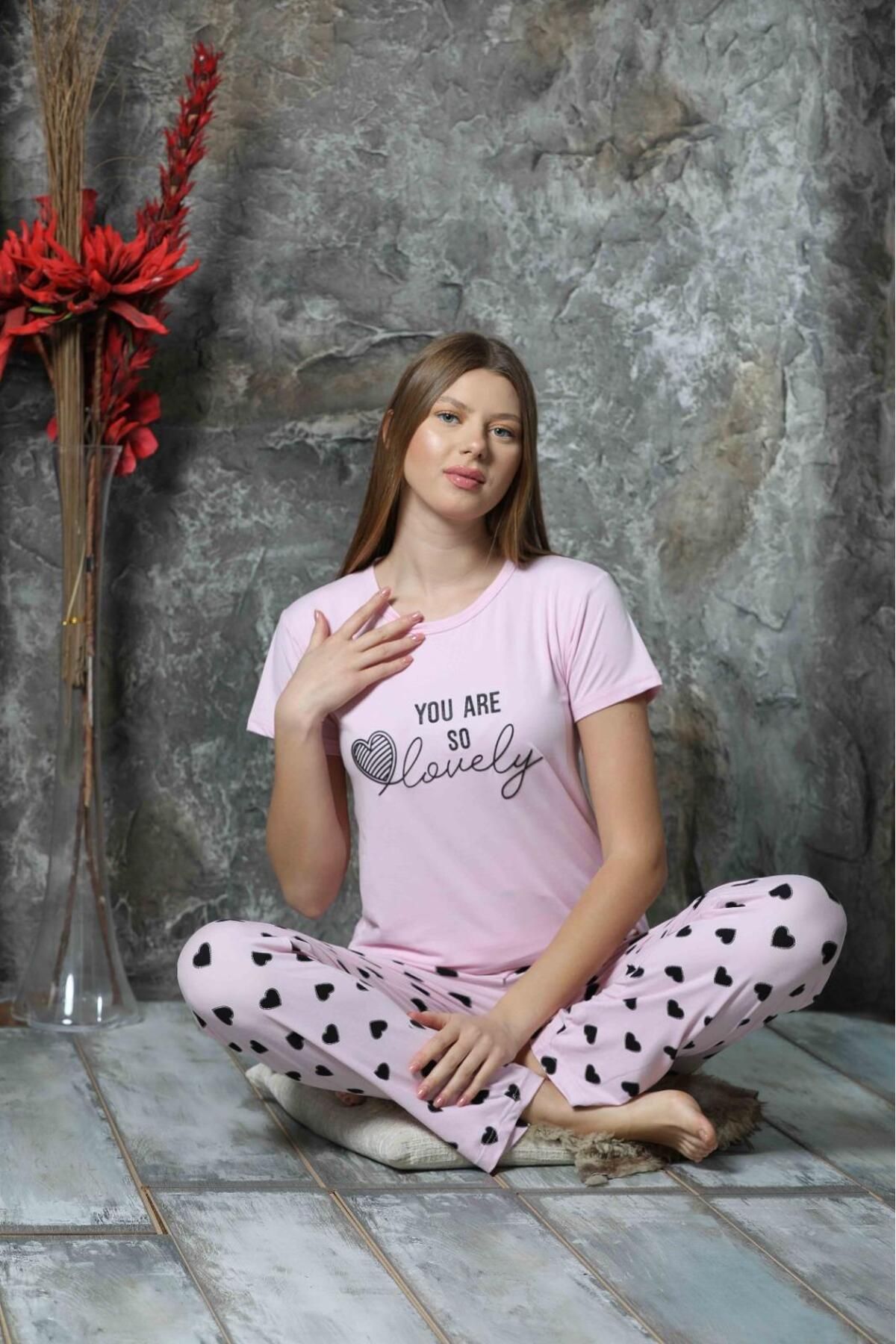 Kadın Sıfır Yaka Yazlık Kısa Kol Pijama Takımı Yeni Sezon