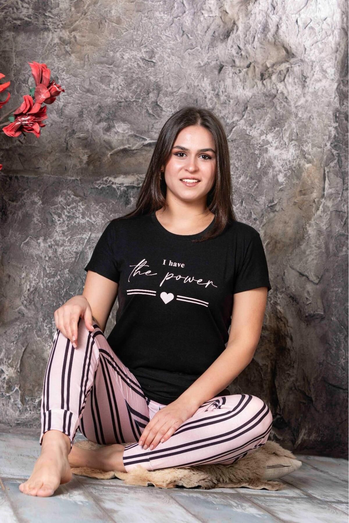 Kadın Sıfır Yaka Yazlık Kısa Kol Pijama Takımı Yeni Sezon