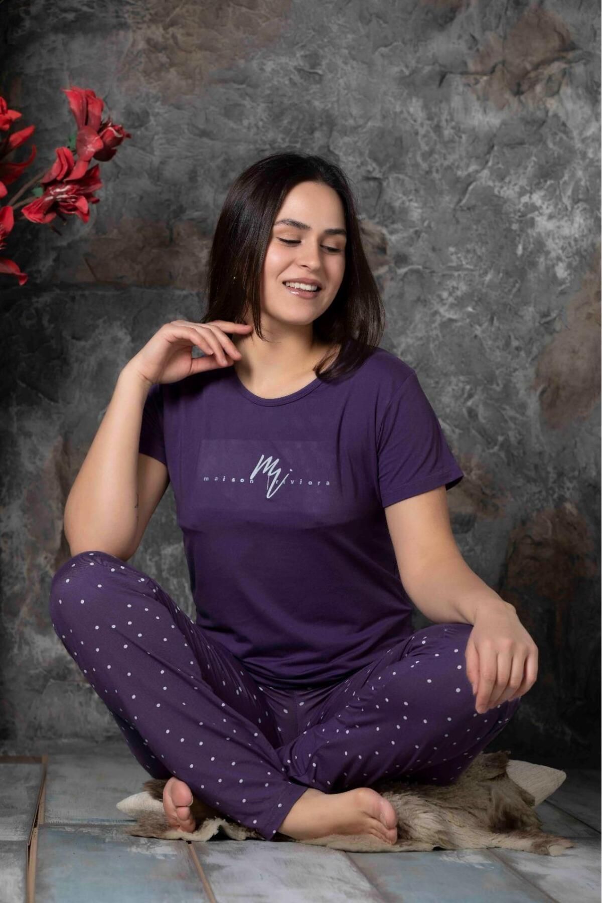 Kadın Sıfır Yaka Yazlık Kısa Kol  Pijama Takımı YENİ SEZON