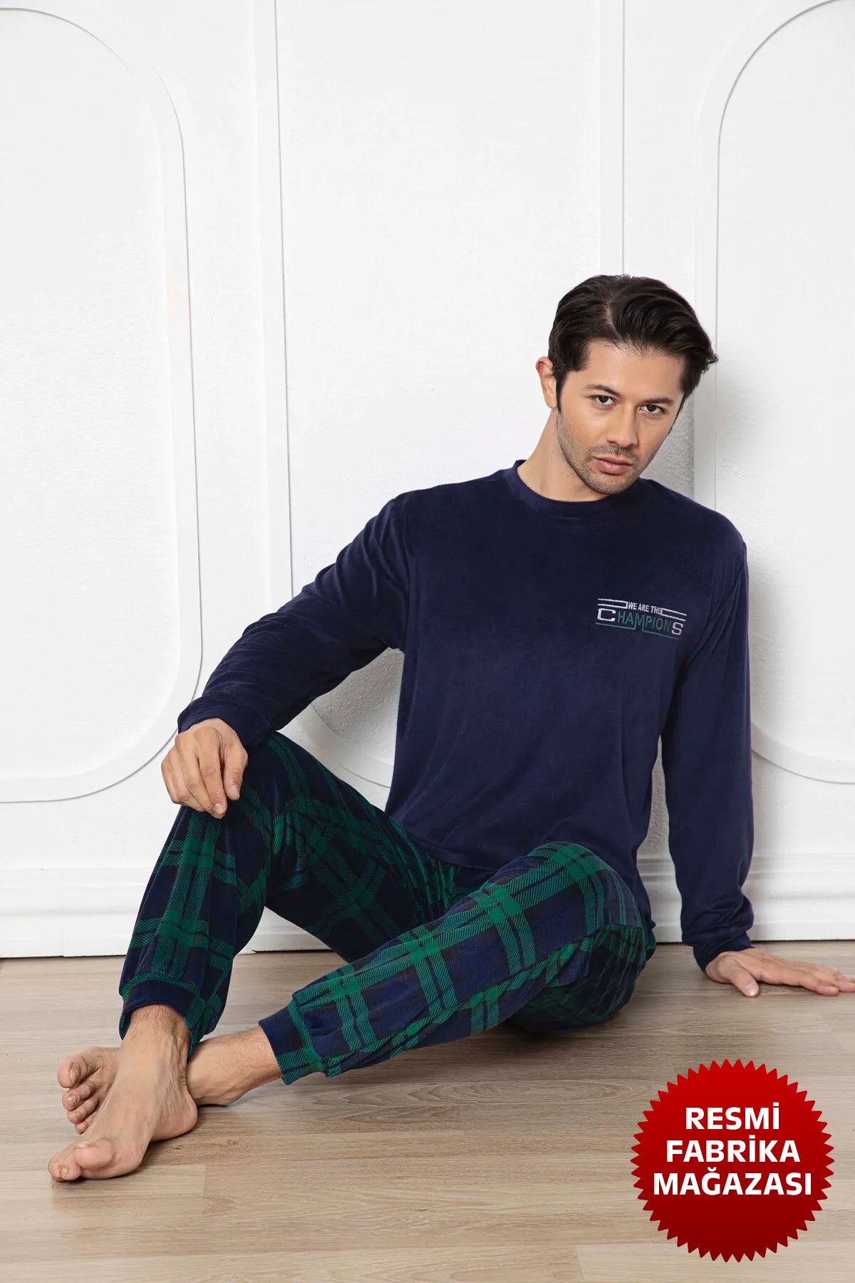 Lacivert Erkek Kadife Kışlık Pijama Takımı Bisiklet Yaka Uzun Kollu, Yeşil Kareli Alt Pijama