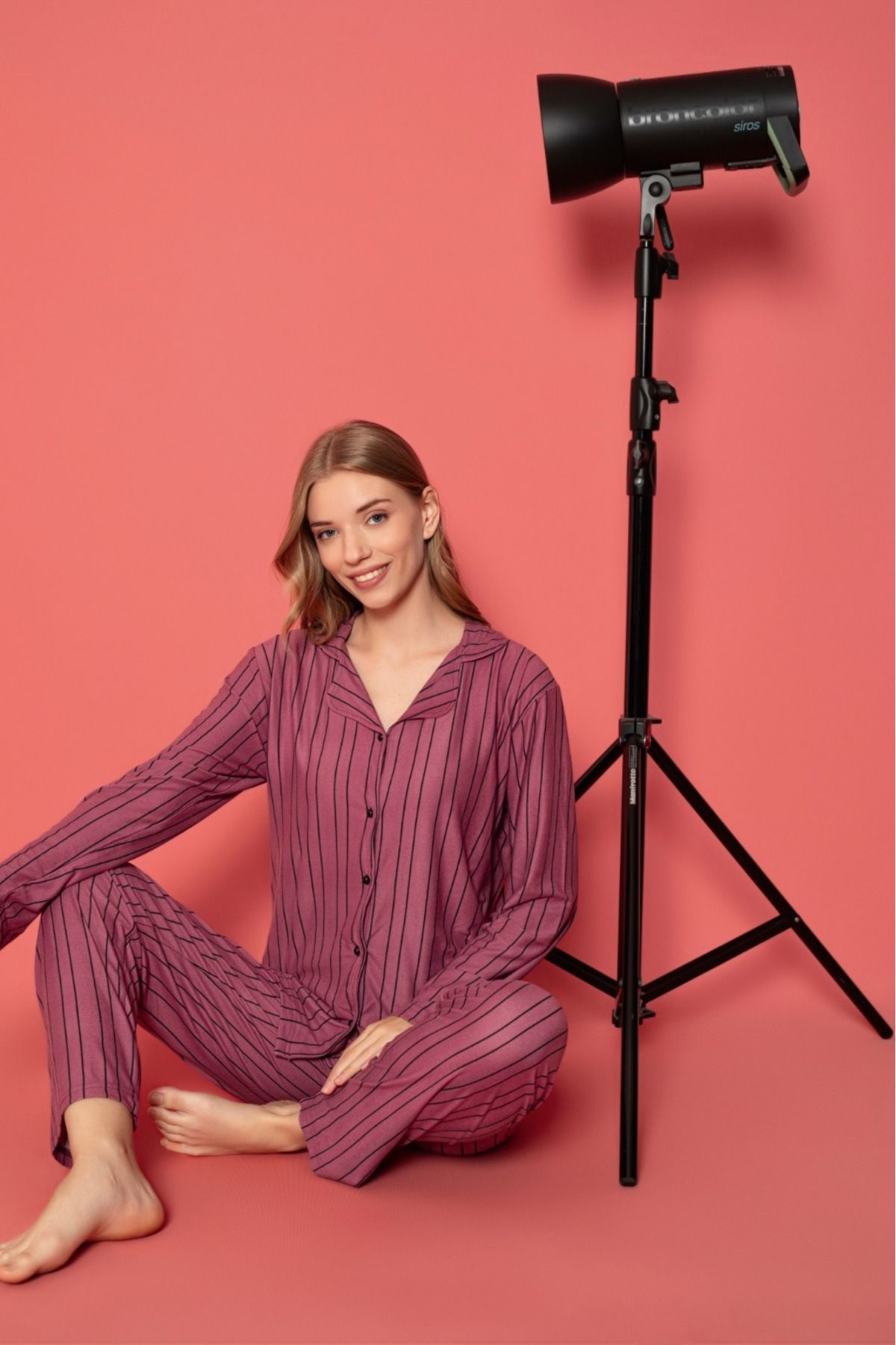 Önden Düğmeli Kadın Pijama Takımı Süet Kumaş