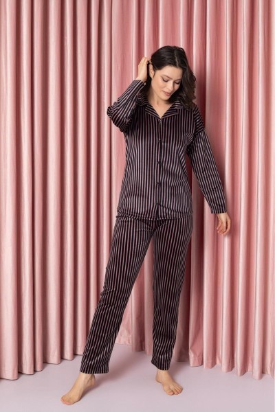 Kadın Kadife Önden Düğmeli Pijama Takımı YENİ SEZON