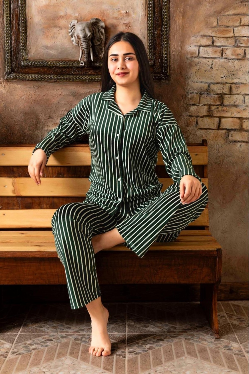 Kadın Kadife Önden Düğmeli Pijama Takımı YENİ SEZON