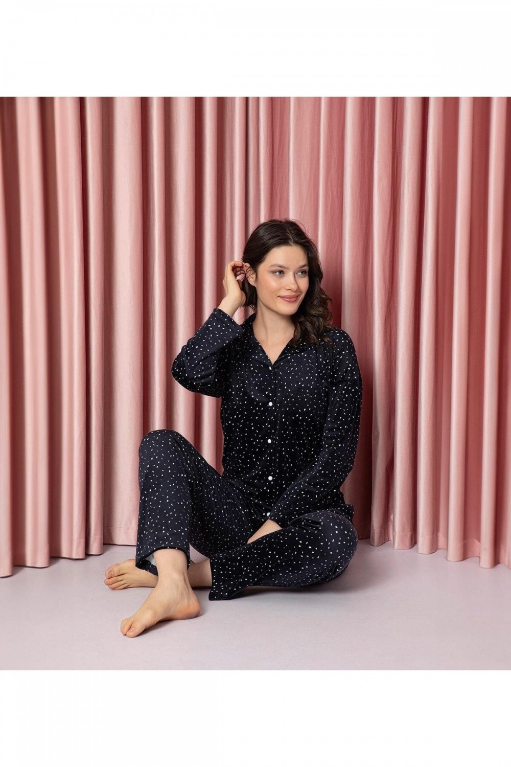 Kadın Kadife Önden Düğmeli Pijama Takımı YENİ SEZON