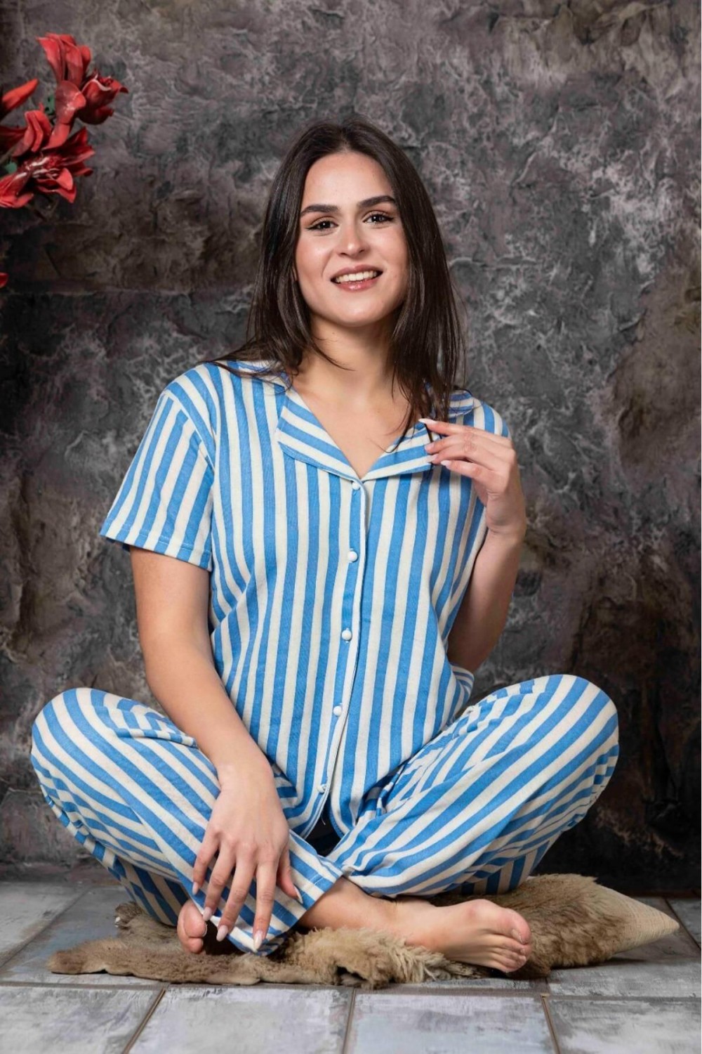 Kadın Önden Düğmeli Kollu Yazlık Gömlek Model Pijama Takımı Yeni Sezon