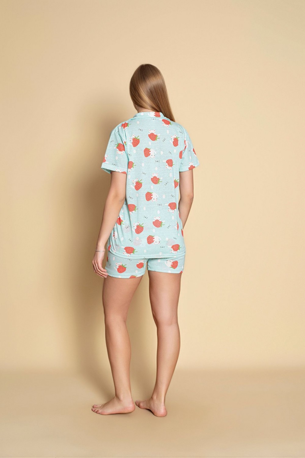 Kadın Önden Düğmeli Şortlu Yazlık Pijama Takımı