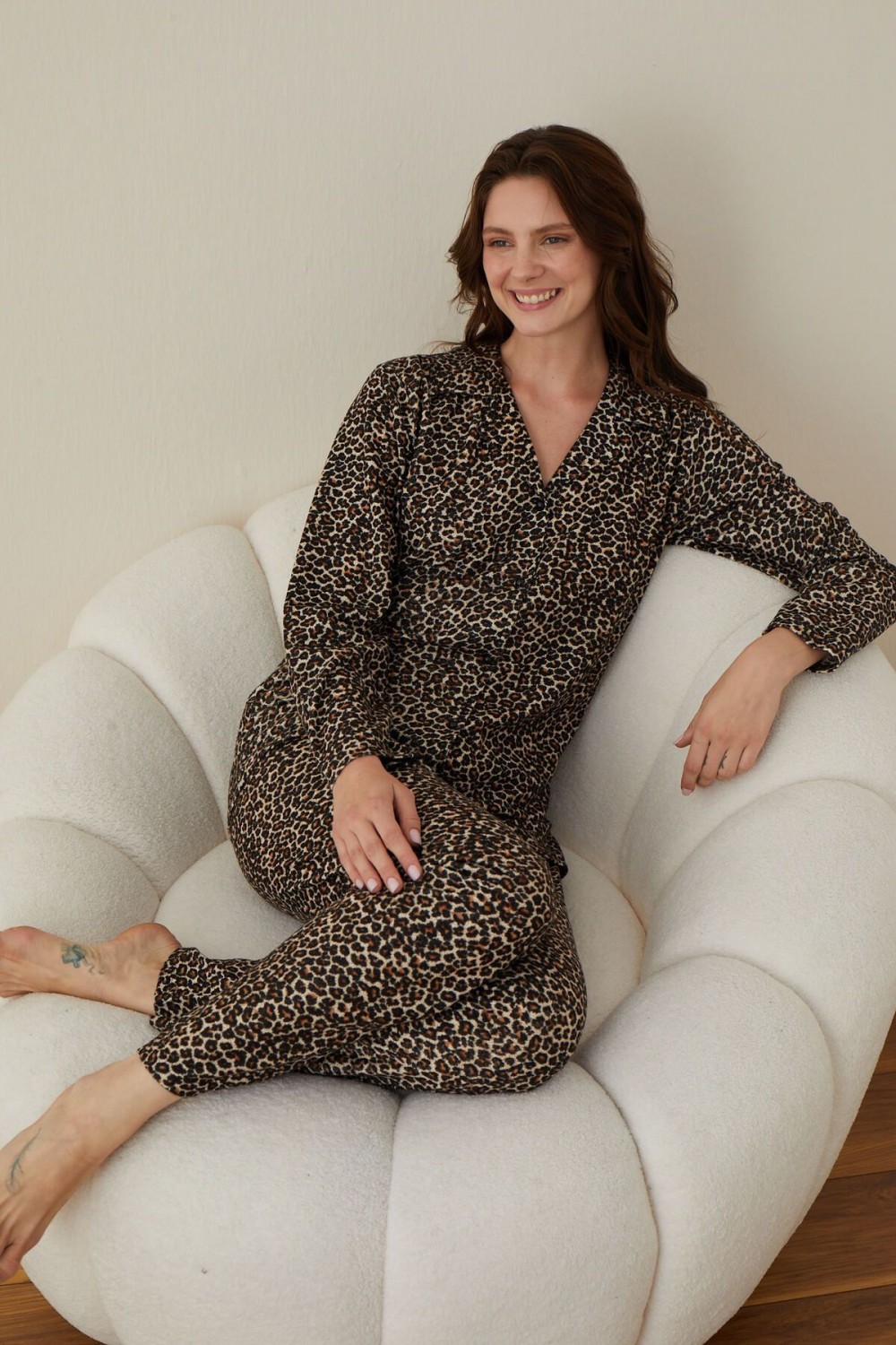 Önden Düğmeli Kadın Pijama Takımı Süet Kumaş